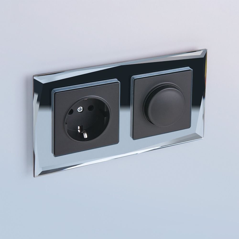 Розетка встраиваемая Werkel с заземлением Черный матовый W1171008 — изображение 5