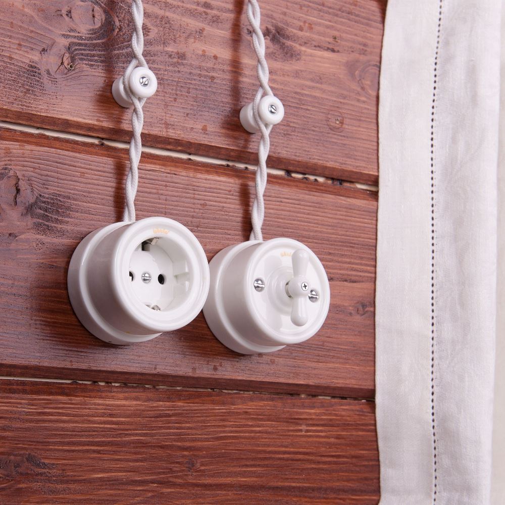 Выключатель двухклавишный накладной Werkel Ретро на 4 положения Белый W5620001 — изображение 4